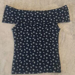 Hollister Black Floral Off-Shoulder Blouse